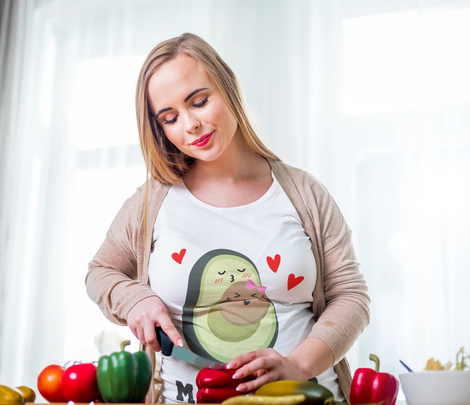 Tshirt Gravidanza Mamacado Bacio Avocado divertente carino – Idea Regalo divertente - immagine 4