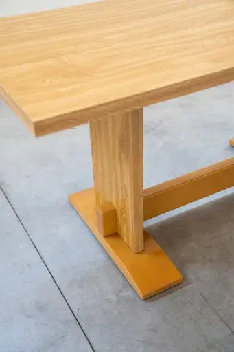 Tavolo anni 70 con piano in laminato di rovere - immagine 3