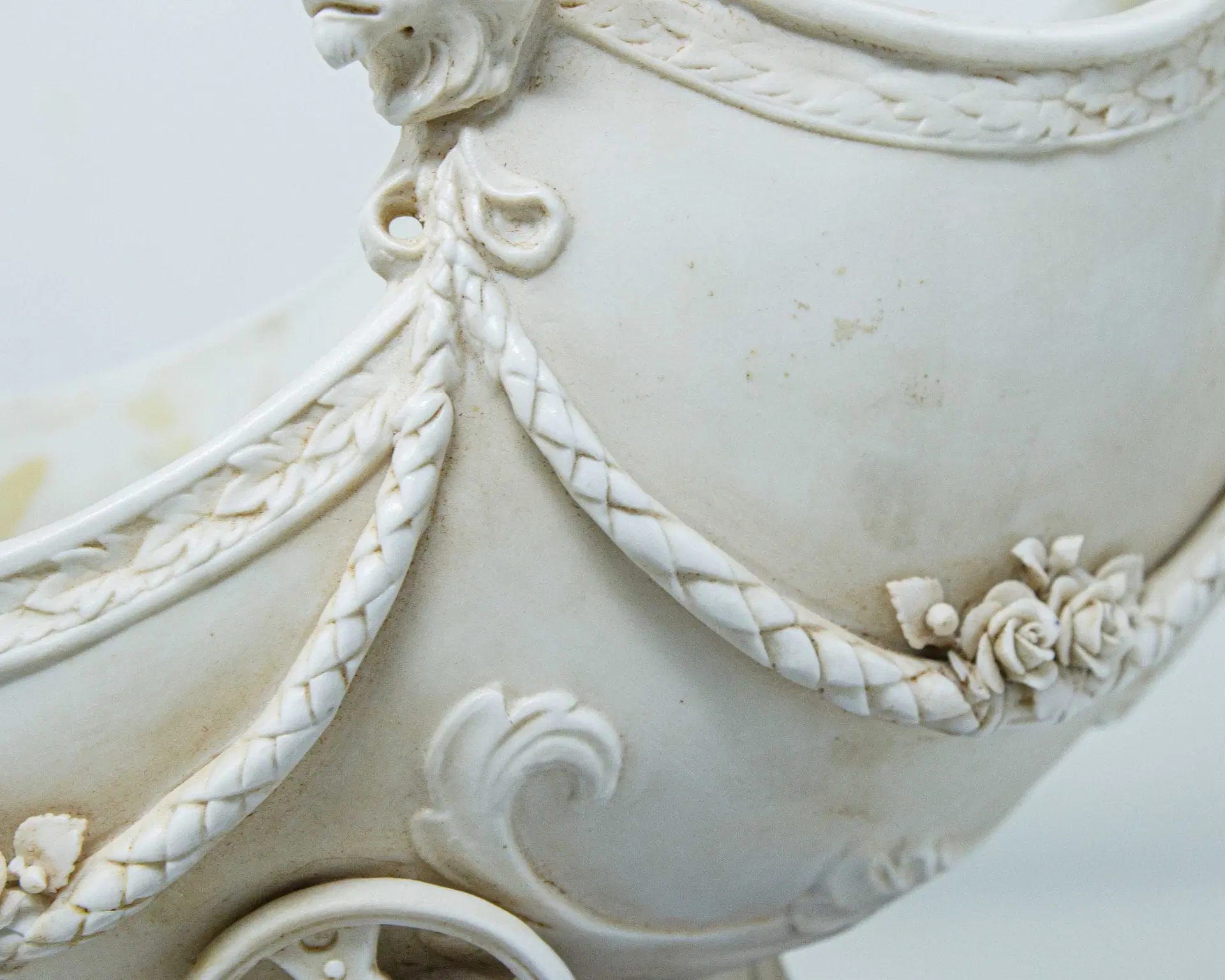 XIX secolo, Carro trainato da una coppia di leoni con putto - immagine 2