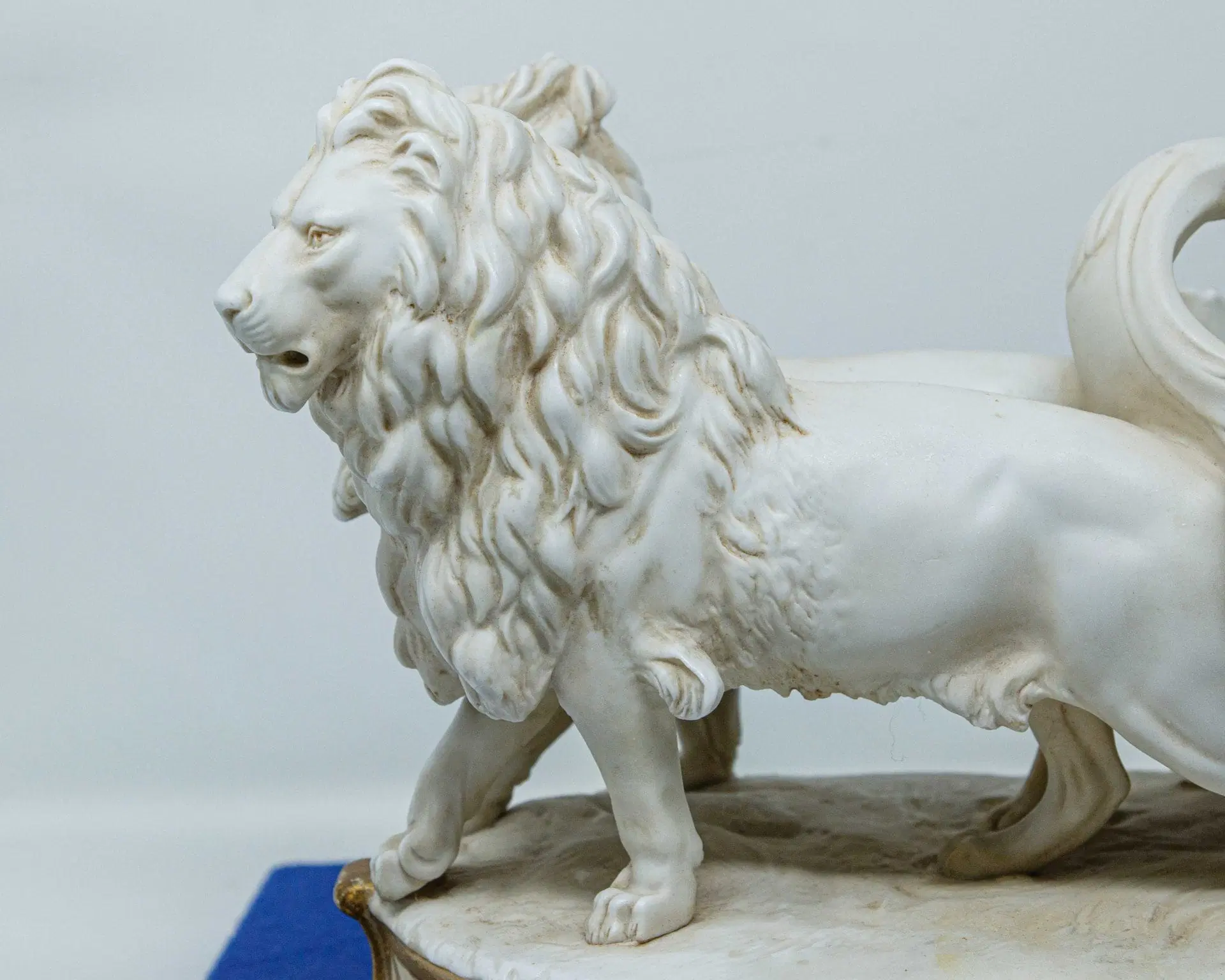 XIX secolo, Carro trainato da una coppia di leoni con putto - immagine 9