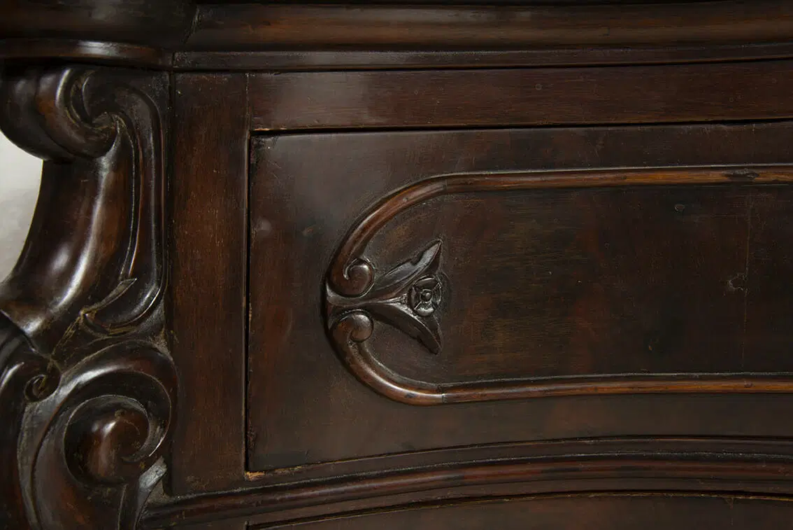 Cassettone antico Luigi Filippo Napoletano in piuma di mogano con piano in marmo. Periodo XIX secolo. - immagine 5