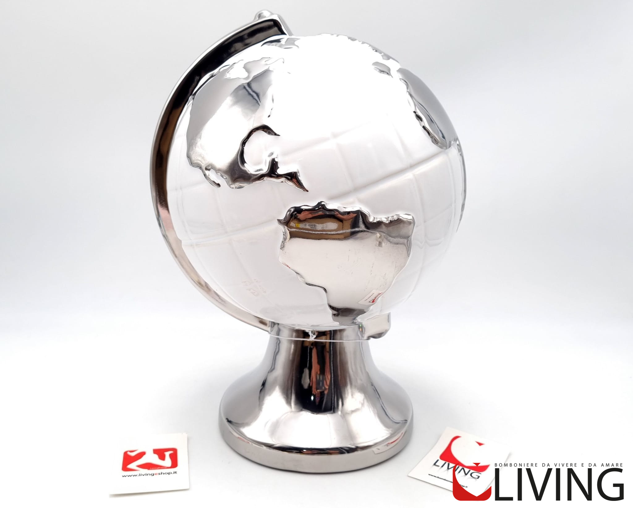 Bomboniera mappamondo in porcellana bianca e argento