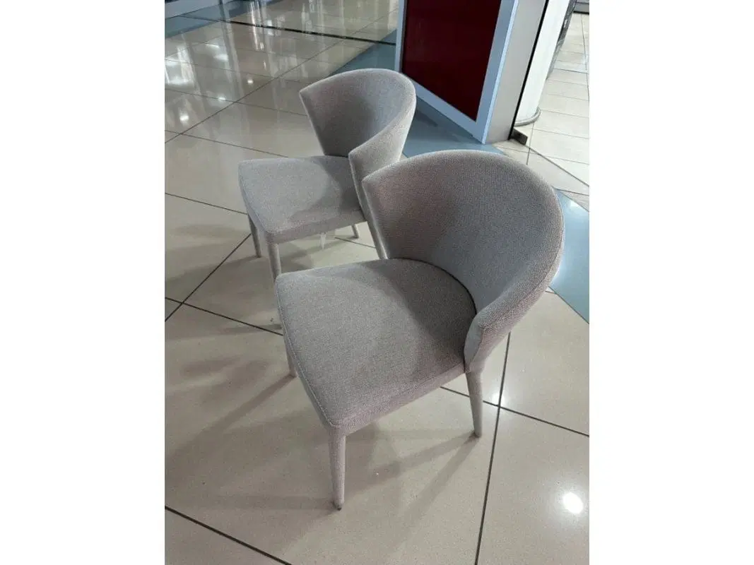 Coppia di sedie Amelie rivestite in tessuto – Calligaris - immagine 5