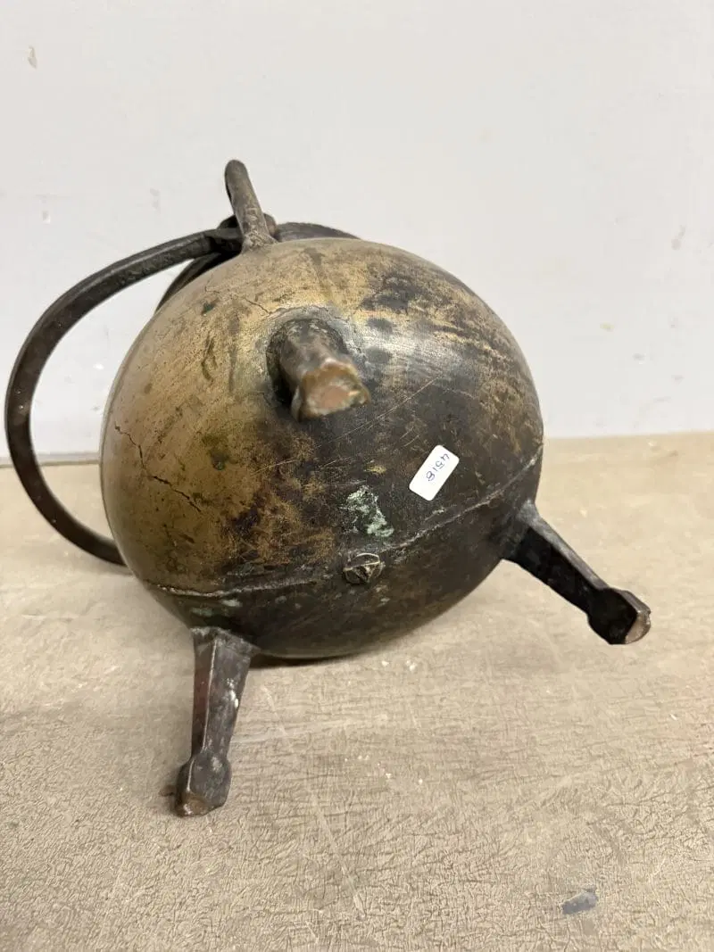 Antico paiolo tre piedi XVIII sec, - immagine 3