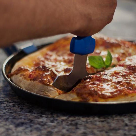 Tronchetto tagliapizza lama inox cm.13,5 - immagine 2